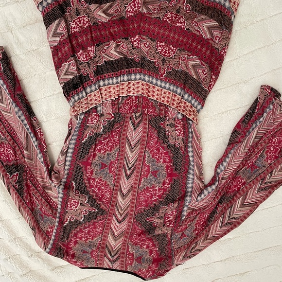 Romper - Picture 2 of 3